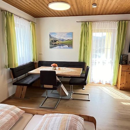 Hotel Gasthof Seeblick Zeutschach Bagian luar foto