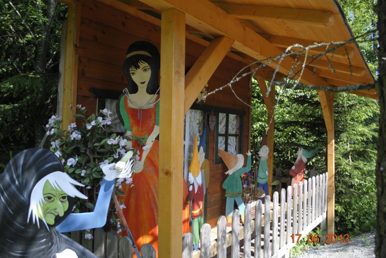 Hotel Gasthof Seeblick Zeutschach Bagian luar foto