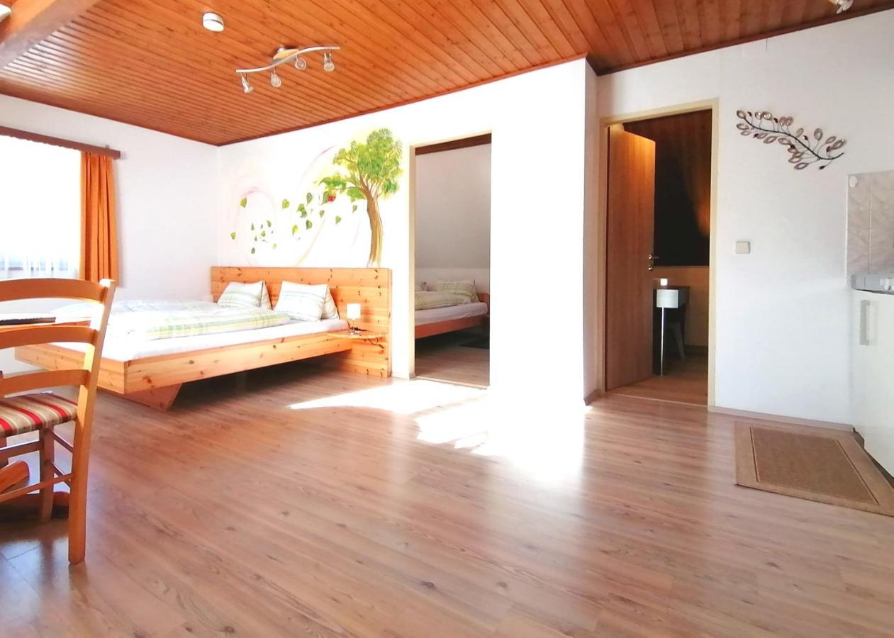 Hotel Gasthof Seeblick Zeutschach Bagian luar foto