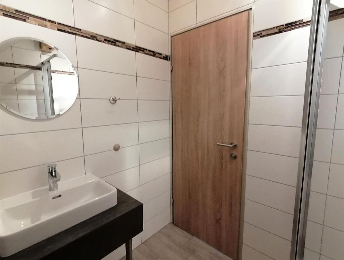 Hotel Gasthof Seeblick Zeutschach Bagian luar foto