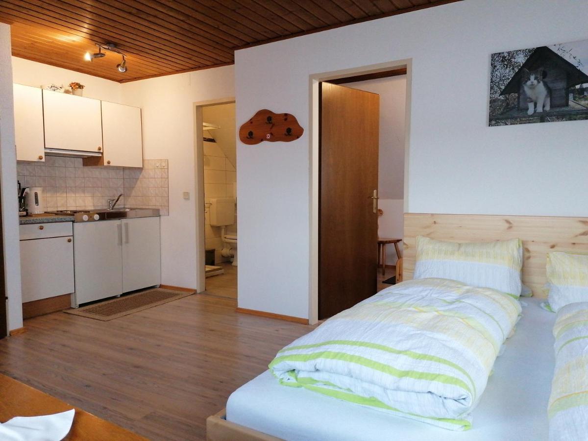 Hotel Gasthof Seeblick Zeutschach Bagian luar foto