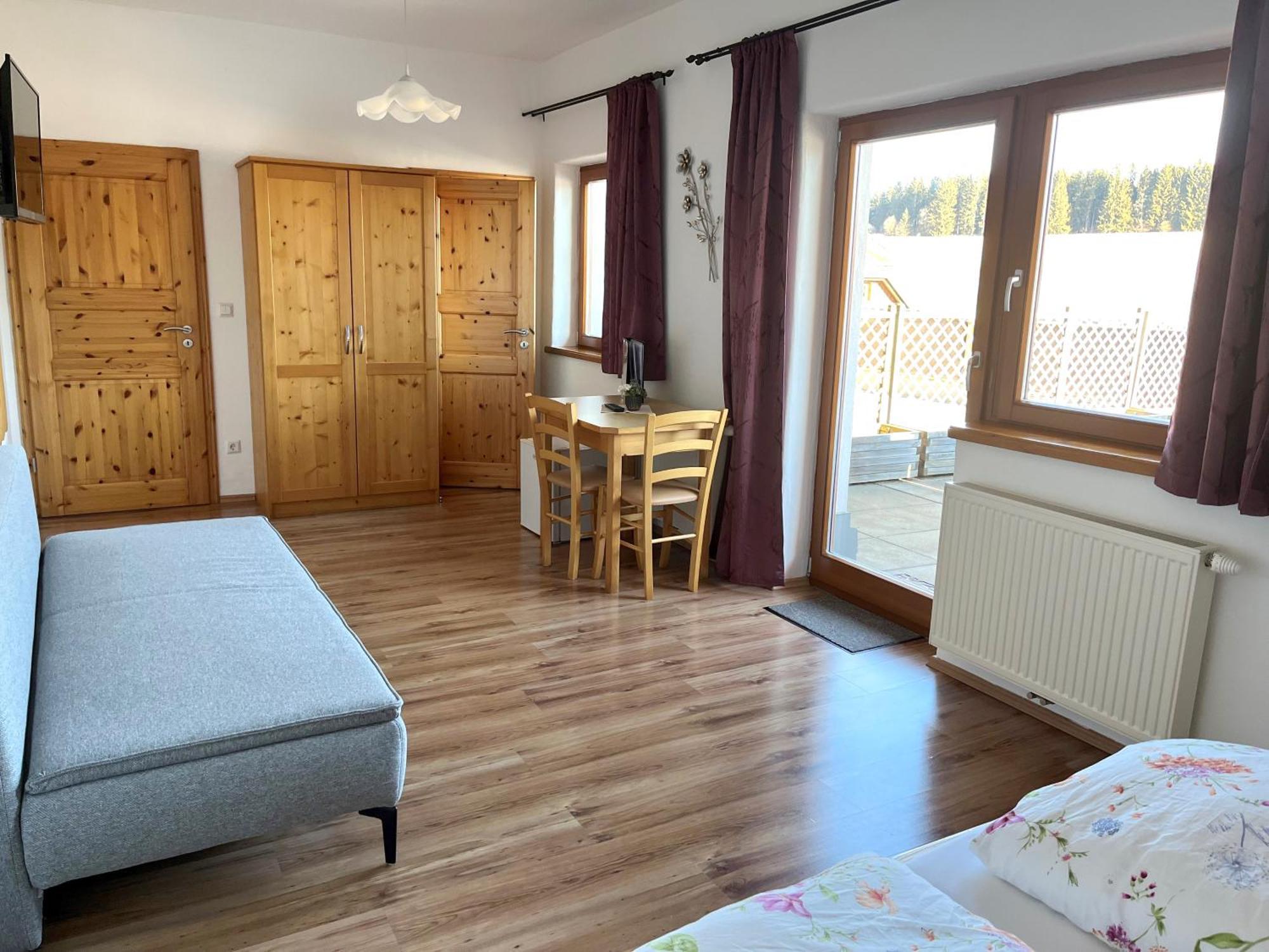 Hotel Gasthof Seeblick Zeutschach Bagian luar foto
