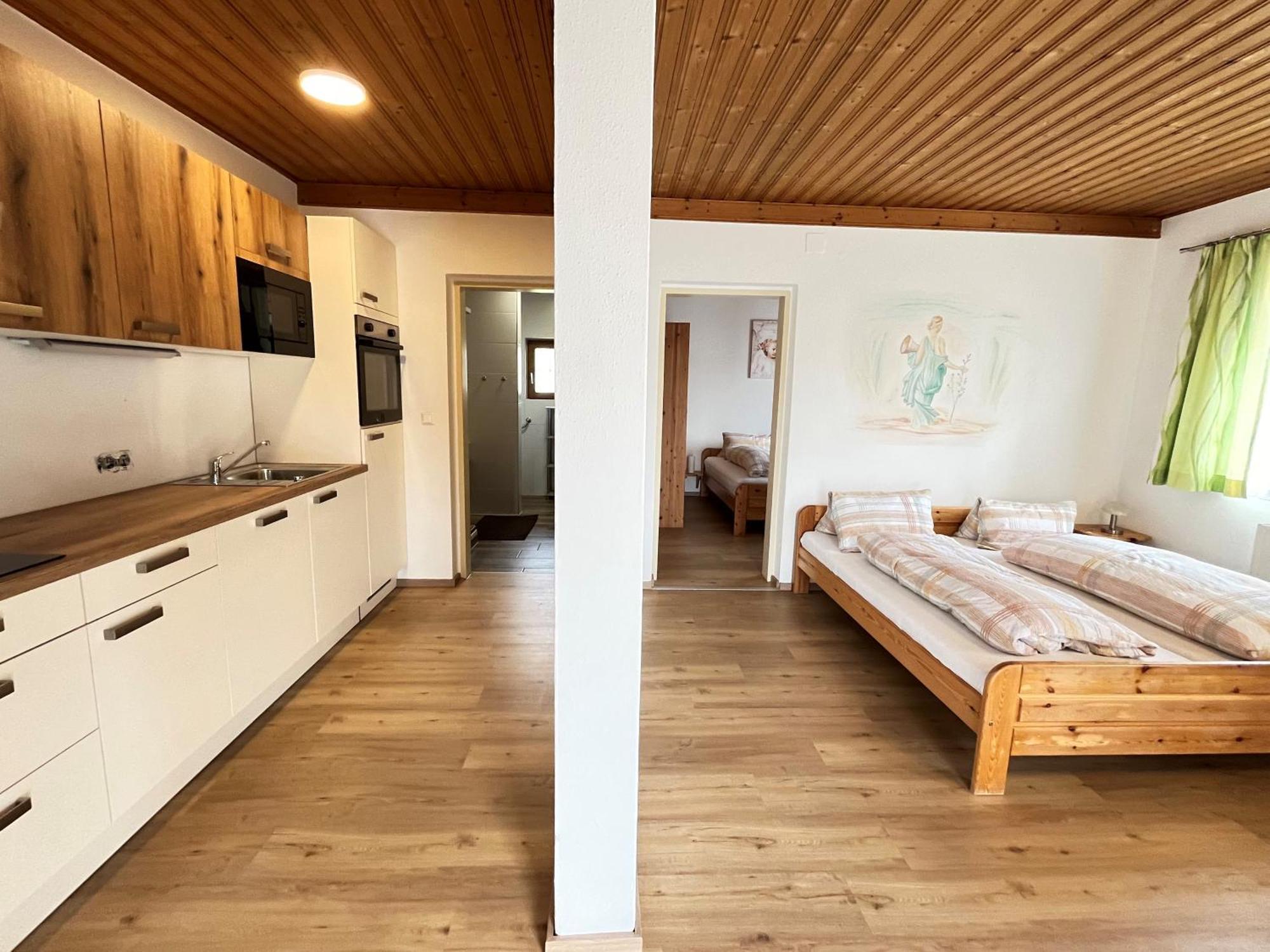 Hotel Gasthof Seeblick Zeutschach Bagian luar foto
