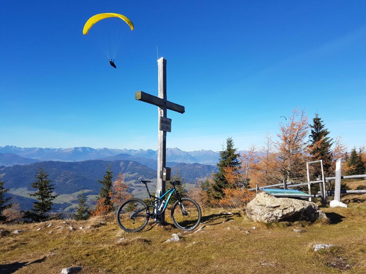Hotel Gasthof Seeblick Zeutschach Bagian luar foto