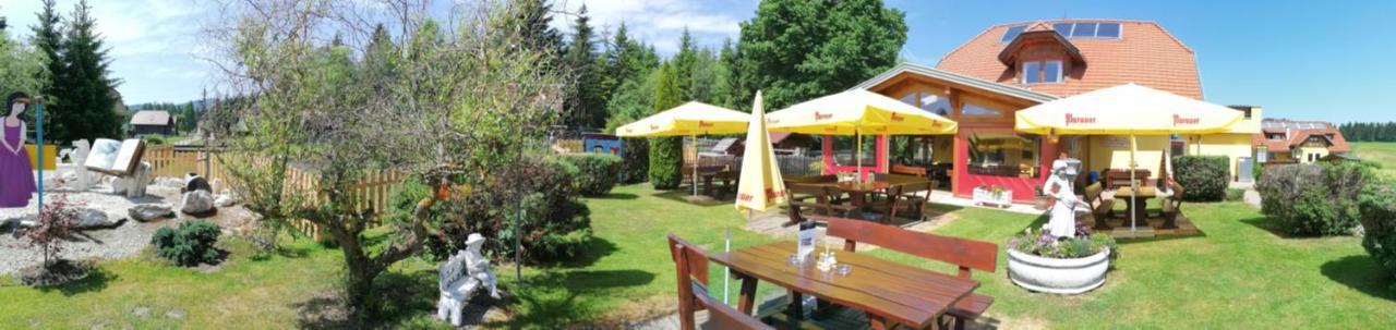 Hotel Gasthof Seeblick Zeutschach Bagian luar foto